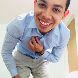 Meet your Posher, Eli